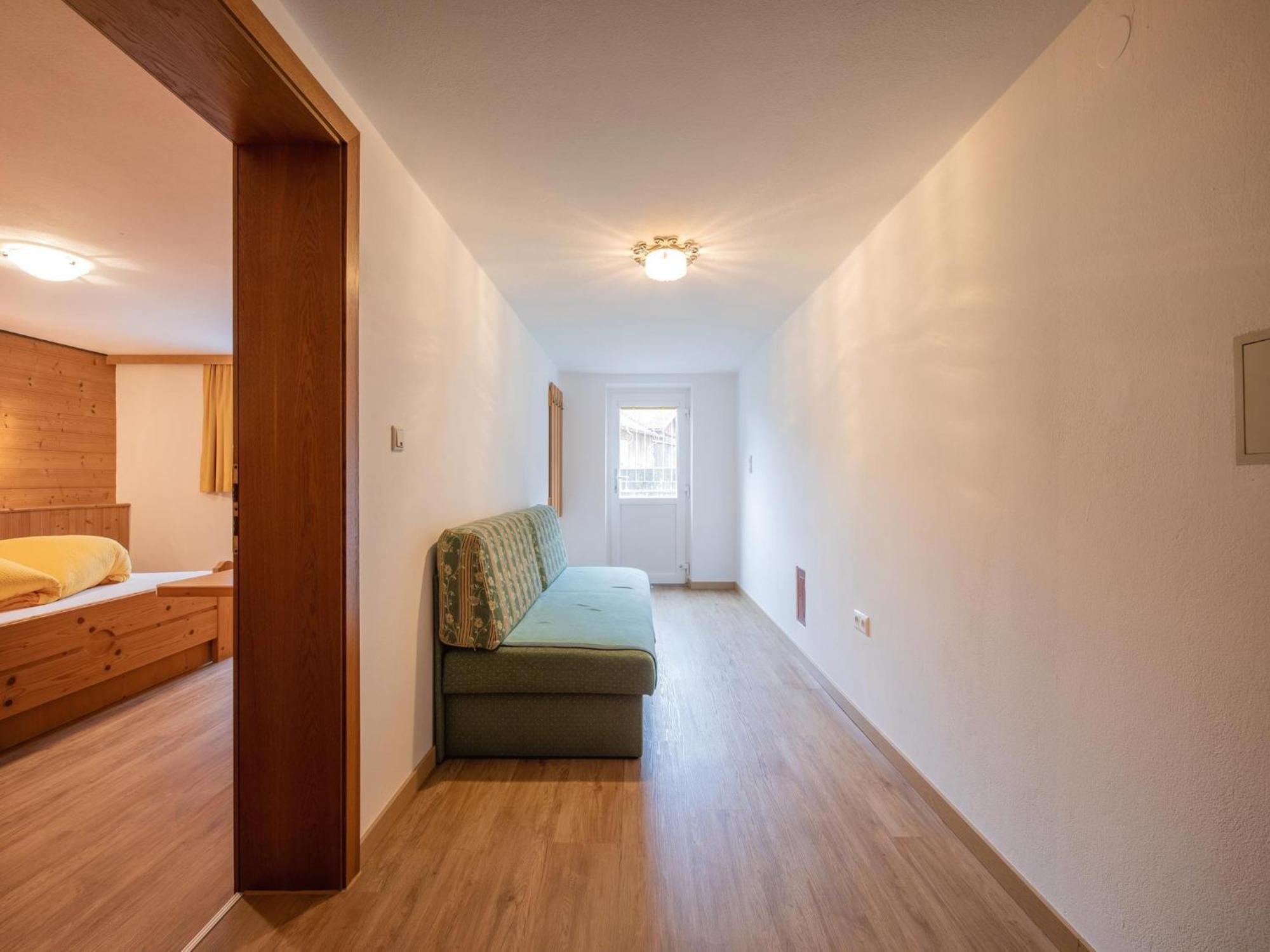 דירות ניוסטיפט אים סטובאיטל Flat With Sep Entrance On Ground Floor In Neustift מראה חיצוני תמונה